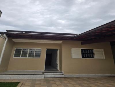 Casa para Venda, em Ca�apava, bairro Parque do Museu, 2 dormit�rios, 2 banheiros, 1 su�te, 2 vagas