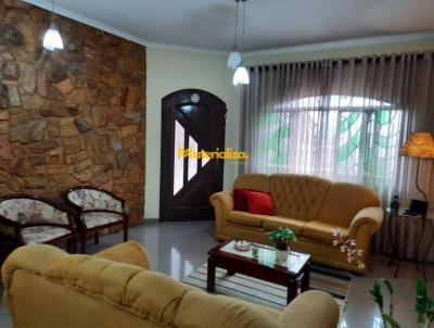 Casa para Venda, em Ca�apava, bairro , 3 dormit�rios, 2 banheiros, 1 su�te, 2 vagas